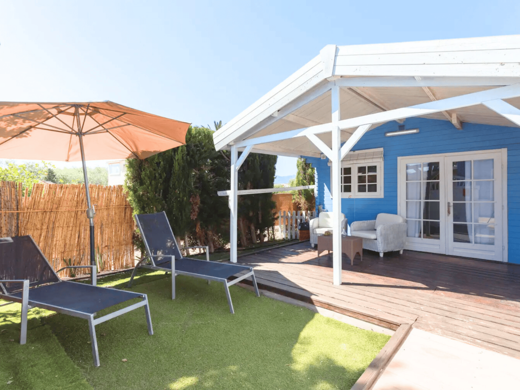 estudio fama destacada 2 personas